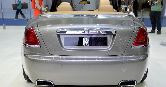 รูปภาพ โรลส์-รอยซ์ Rolls-Royce Dwan Standard ปี 2016