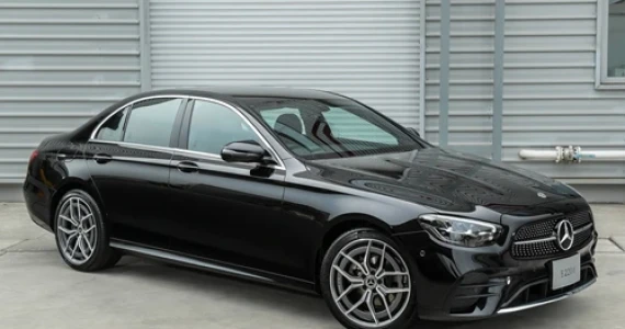 รูปภาพ เมอร์เซเดส-เบนซ์ Mercedes-benz E-Class 220 d AMG Sport ปี 2021