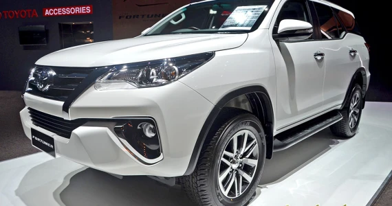 รูปภาพ โตโยต้า Toyota Fortuner 2.4G 2WD MT ปี 2015