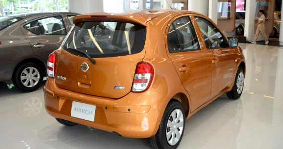 รูปภาพ นิสสัน Nissan March E ปี 2012