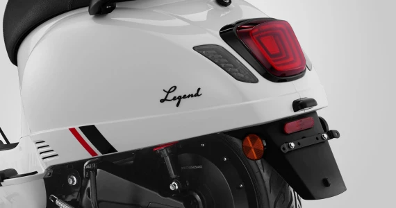 รูปภาพ อีเอ็ม EM Legend Pro (Standard) ปี 2025