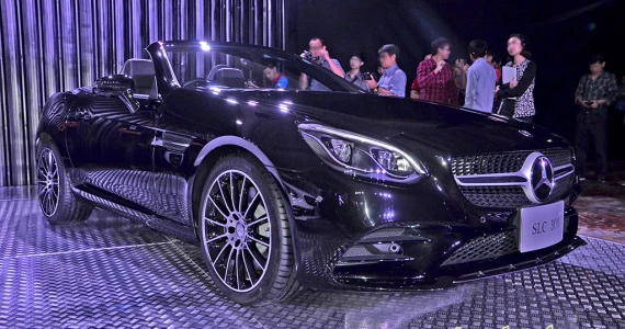 รูปภาพ เมอร์เซเดส-เบนซ์ Mercedes-benz SLC-Class SLC 300 AMG Dynamic ปี 2016