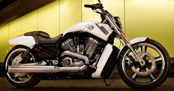 รูปภาพ ฮาร์ลีย์-เดวิดสัน Harley-Davidson V-Rod Muscle (Standard) ปี 2014