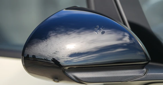 รูปภาพ บีวายดี BYD Dolphin Standard Range ปี 2023