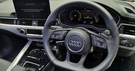 รูปภาพ อาวดี้ Audi-A4 40 TFSI S line Icon Black-ปี 2023