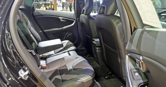 รูปภาพ วอลโว่ Volvo V40 T4 Momentum ปี 2017