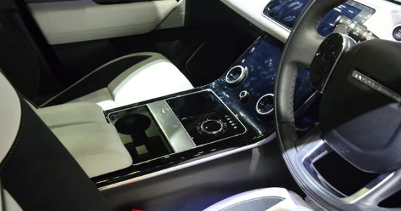 รูปภาพ แลนด์โรเวอร์ Land Rover Range Rover Velar S ปี 2017