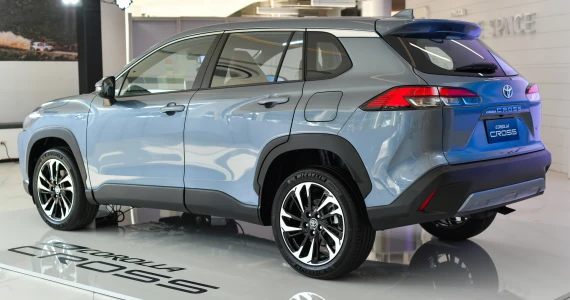 รูปภาพ โตโยต้า Toyota Corolla Cross HEV Premium ปี 2026