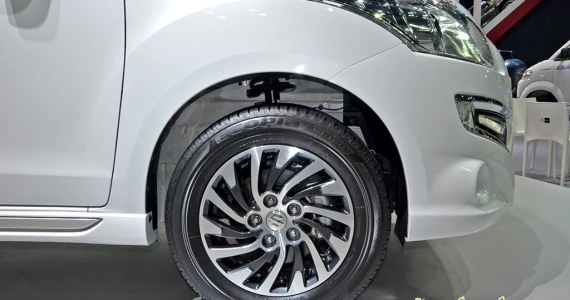 รูปภาพ ซูซูกิ Suzuki Ertiga Dreza ปี 2016