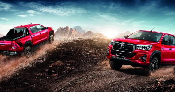 รูปภาพ โตโยต้า Toyota Revo Double Cab Prerunner 2X4 2.4G ROCCO MT ปี 2018