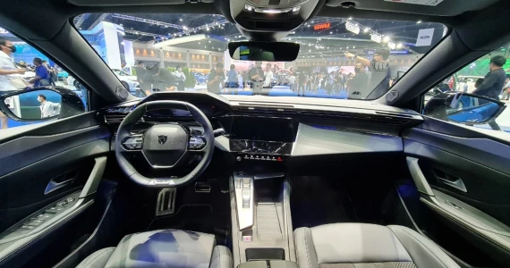 รูปภาพ เปอโยต์ Peugeot 408 PHEV ปี 2023