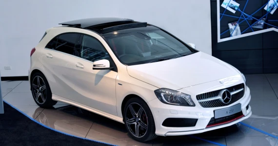 รูปภาพ เมอร์เซเดส-เบนซ์ Mercedes-benz A-Class A 250 AMG Sport ปี 2012