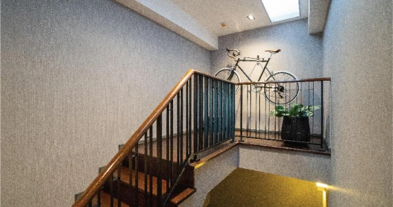 รูปภาพ เฮดควอเทอร์ส วิภาวดี (Headquarters Vibhavadi)