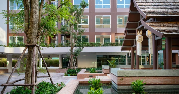 รูปภาพ ดีเวียง สันติธรรม (d'Vieng Santitham)