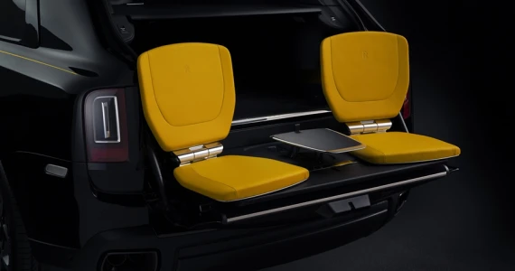 รูปภาพ โรลส์-รอยซ์ Rolls-Royce-Cullinan Black Badge-ปี 2020