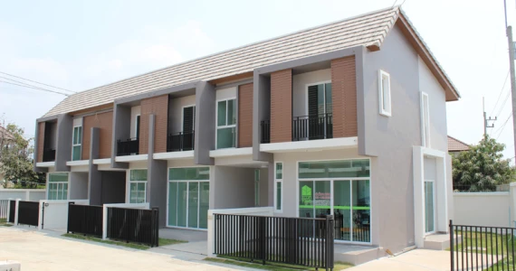 รูปภาพ ไอคอน ทาวน์ อ่างศิลา (Icon Town Ang Sila)