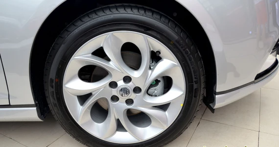 รูปภาพ เอ็มจี MG 6 1.8 X Turbo Sunroof DCT ปี 2014
