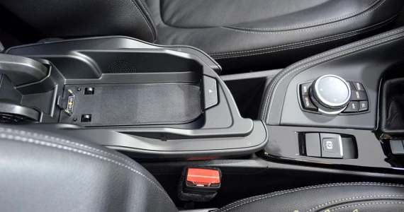 รูปภาพ บีเอ็มดับเบิลยู BMW X1 sDrive18i xLine ปี 2016