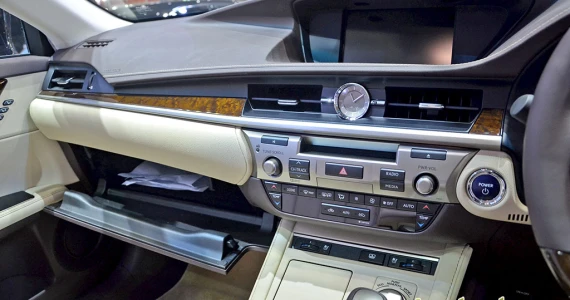 รูปภาพ เลกซัส Lexus ES 300h Luxury ปี 2015