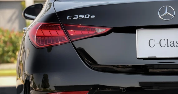 รูปภาพ เมอร์เซเดส-เบนซ์ Mercedes-benz C-Class C 350 e AMG Dynamic ปี 2022