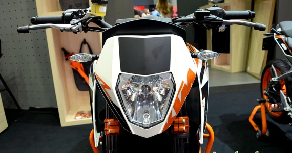 รูปภาพ เคทีเอ็ม KTM 690 Duke R ปี 2010