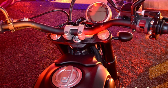 รูปภาพ ดูคาติ Ducati Scrambler Full Throttle ปี 2014