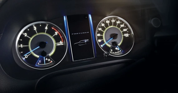 รูปภาพ โตโยต้า Toyota Fortuner 2.4G 2WD MT ปี 2015