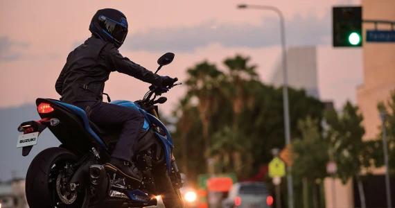 รูปภาพ ซูซูกิ Suzuki GSX-S 1000 ABS ปี 2015