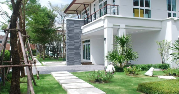 รูปภาพ เดอะ รอยัล กรีนพาร์ค กาญจนาภิเษก (The Royal Green Park)