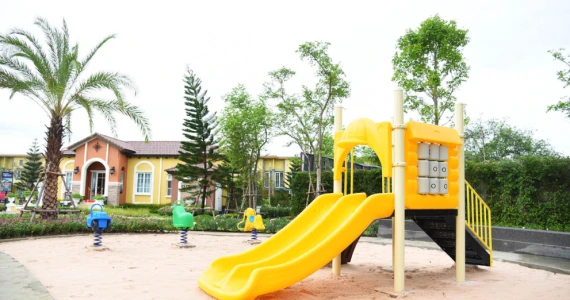 รูปภาพ โกลเด้น ทาวน์ รัตนาธิเบศร์-เวสต์เกต (Golden Town Rattanathibet-Westgate)