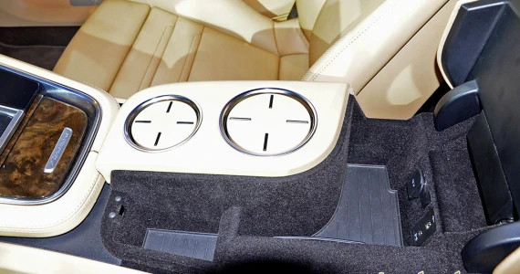 รูปภาพ ปอร์เช่ Porsche Panamera Turbo ปี 2016
