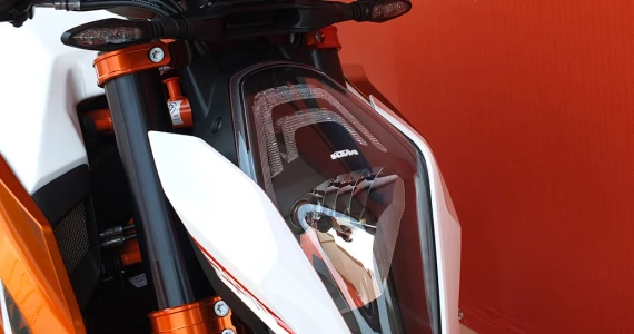 รูปภาพ เคทีเอ็ม KTM 1290 Super Duke R Special Edition ปี 2016