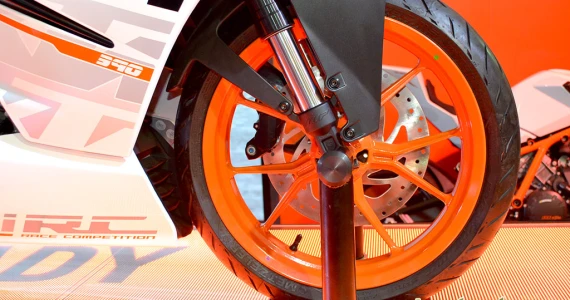 รูปภาพ เคทีเอ็ม KTM RC 390 ปี 2015