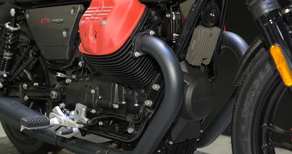 รูปภาพ โมโต กุชชี่ Moto Guzzi V7 III Carbon ปี 2018