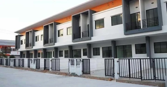 รูปภาพ เดอะ พีส (The Peach)