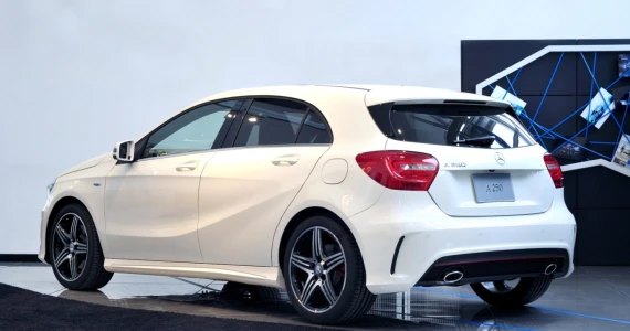 รูปภาพ เมอร์เซเดส-เบนซ์ Mercedes-benz A-Class A 250 AMG Sport ปี 2012