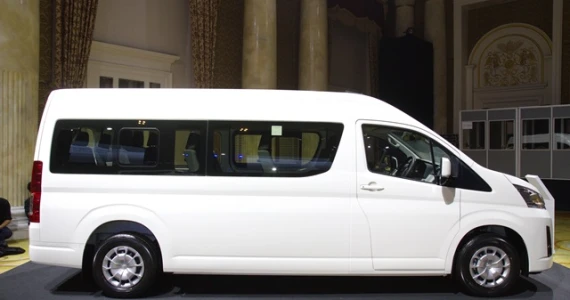 รูปภาพ โตโยต้า Toyota Commuter 2.8 AT ปี 2024