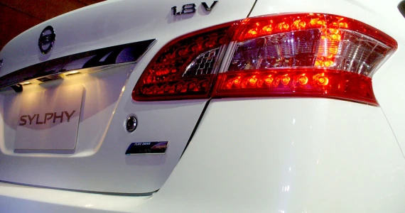 รูปภาพ นิสสัน Nissan Sylphy 1.8 V Navi CVT ปี 2012