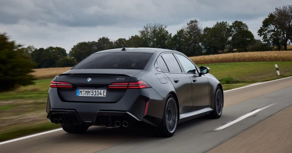 รูปภาพ บีเอ็มดับเบิลยู BMW M5 Standard ปี 2024