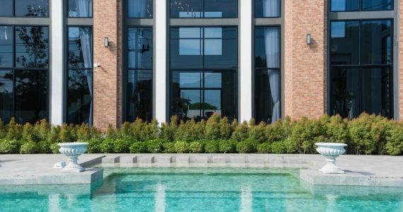 รูปภาพ คราวน์ เอสเตท ดัลลิช โร้ด (Crown Estate Dulwich Road)