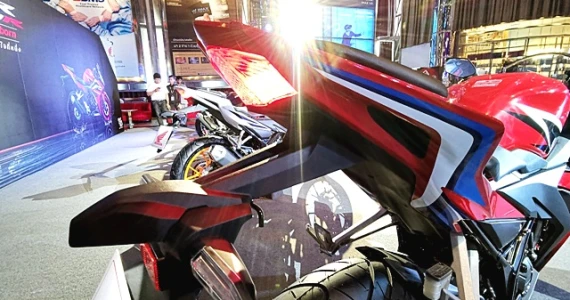 รูปภาพ ฮอนด้า Honda CBR 150R ABS MY19 ปี 2019