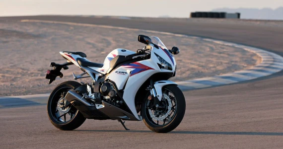 รูปภาพ ฮอนด้า Honda CBR 1000RR ปี 2012