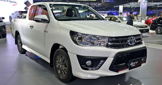 รูปภาพ โตโยต้า Toyota Revo Smart Cab 2.4 TRD Sportivo ปี 2016