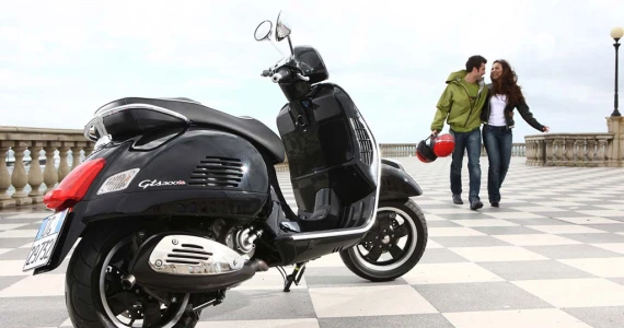 รูปภาพ เวสป้า Vespa GTS 300 Super ปี 2014