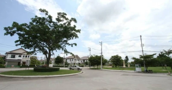 รูปภาพ โกลเด้นปาร์ค ศรีราชา (Golden Park Sriracha)