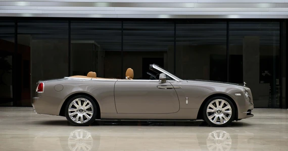 รูปภาพ โรลส์-รอยซ์ Rolls-Royce Dwan Standard ปี 2016