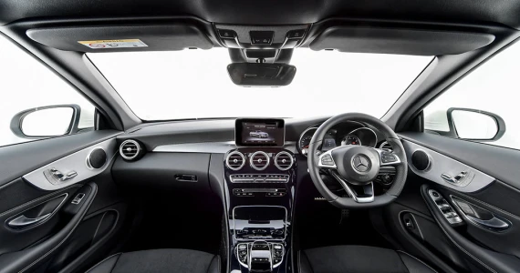 รูปภาพ เมอร์เซเดส-เบนซ์ Mercedes-benz C-Class C 300 Cabriolet AMG Dynamic ปี 2016