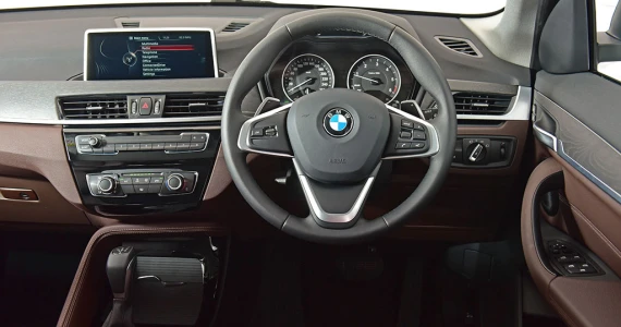 รูปภาพ บีเอ็มดับเบิลยู BMW X1 sDrive18d xLine ปี 2016