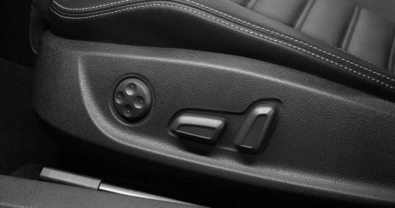 รูปภาพ โฟล์คสวาเกน Volkswagen Scirocco 2.0 TSI ปี 2011