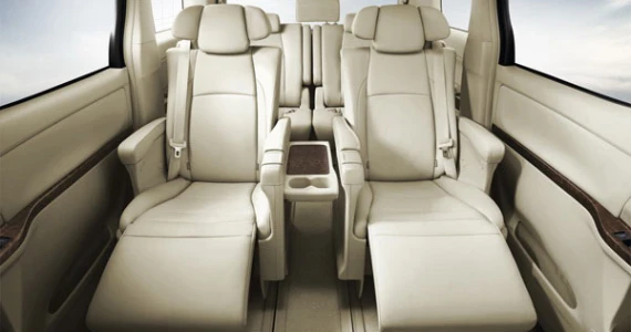 รูปภาพ โตโยต้า Toyota Alphard Hybrid 2.4 HV ปี 2012